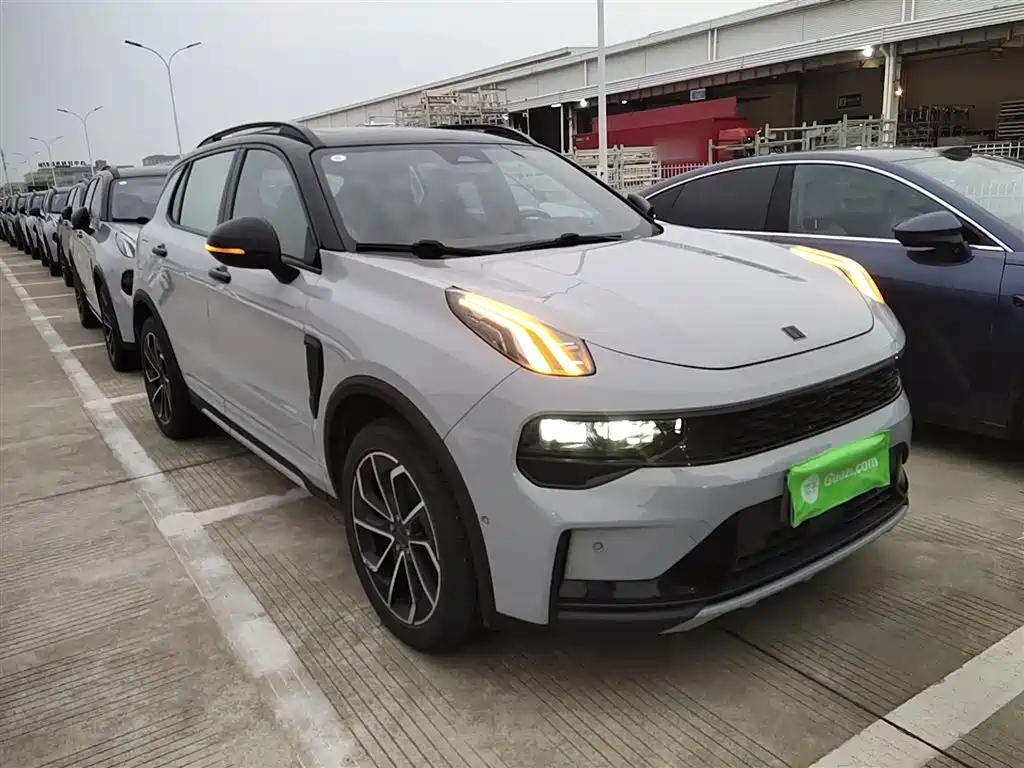 Lynk & Co 01 2023 1.5TD EM-F PM купить на сайте DeffCars