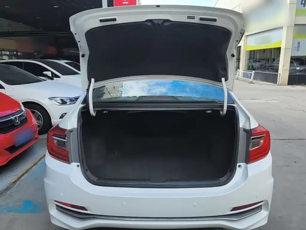 Crider 2016 1.8L CVT Comfort Edition купить на сайте DeffCars