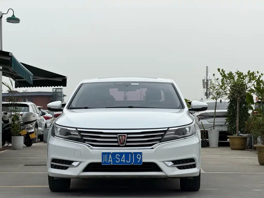Roewe i6 Classic 2018 20T Automatic Internet Smart Edition купить на сайте DeffCars