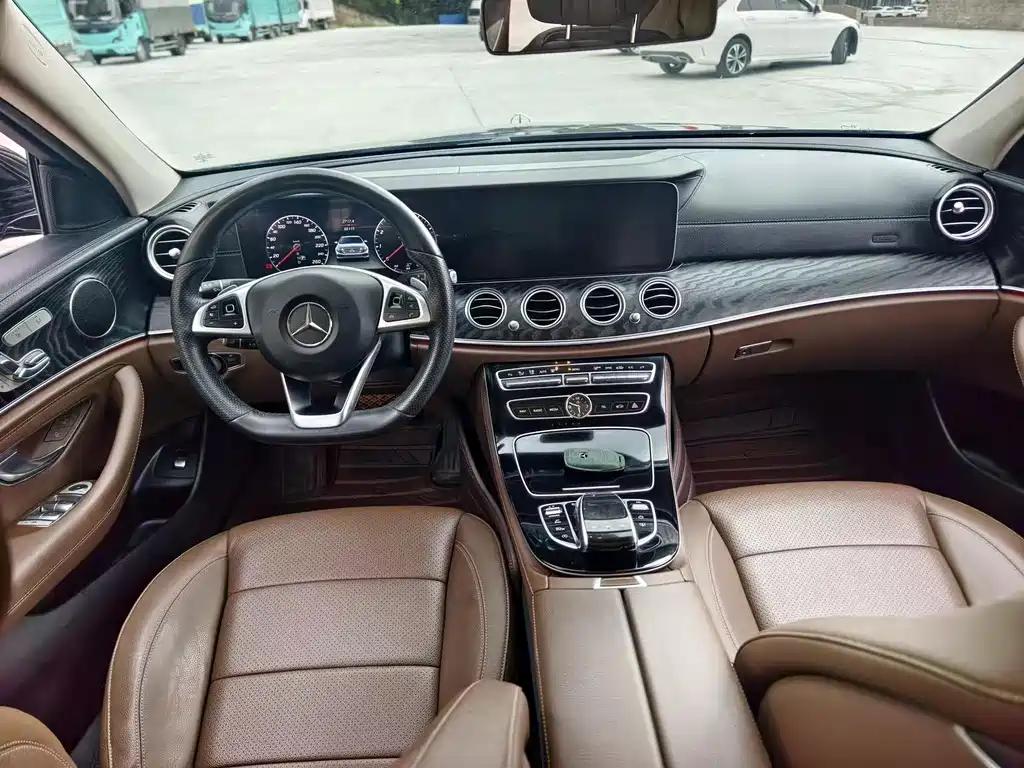 Mercedes E-Class 2017 E 300 L sporty and stylish купить на сайте DeffCars