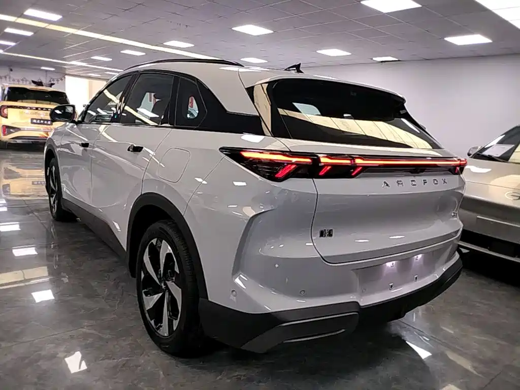 Alpha T5 2026款 增程 1215 Yuan境Senova Zhixing版 купить на сайте DeffCars