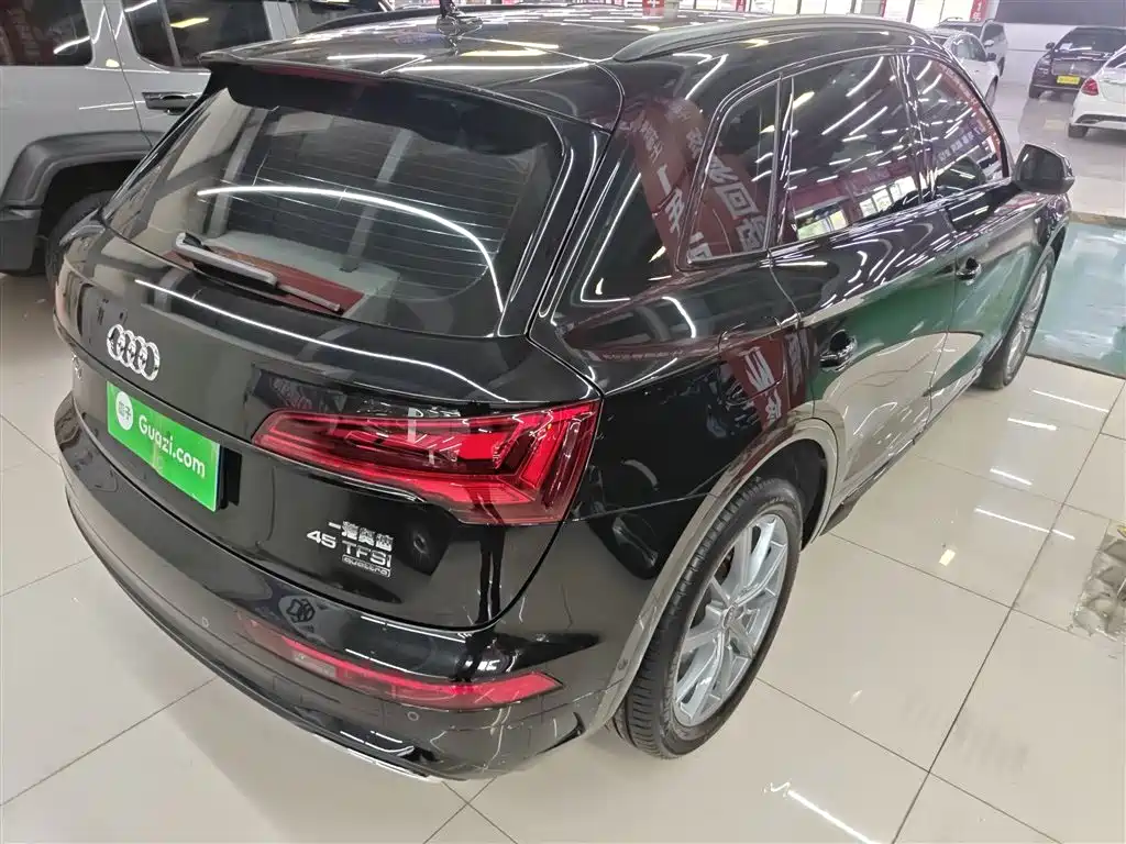 Audi Q5L 2023 45T luxury and dynamic model купить на сайте DeffCars