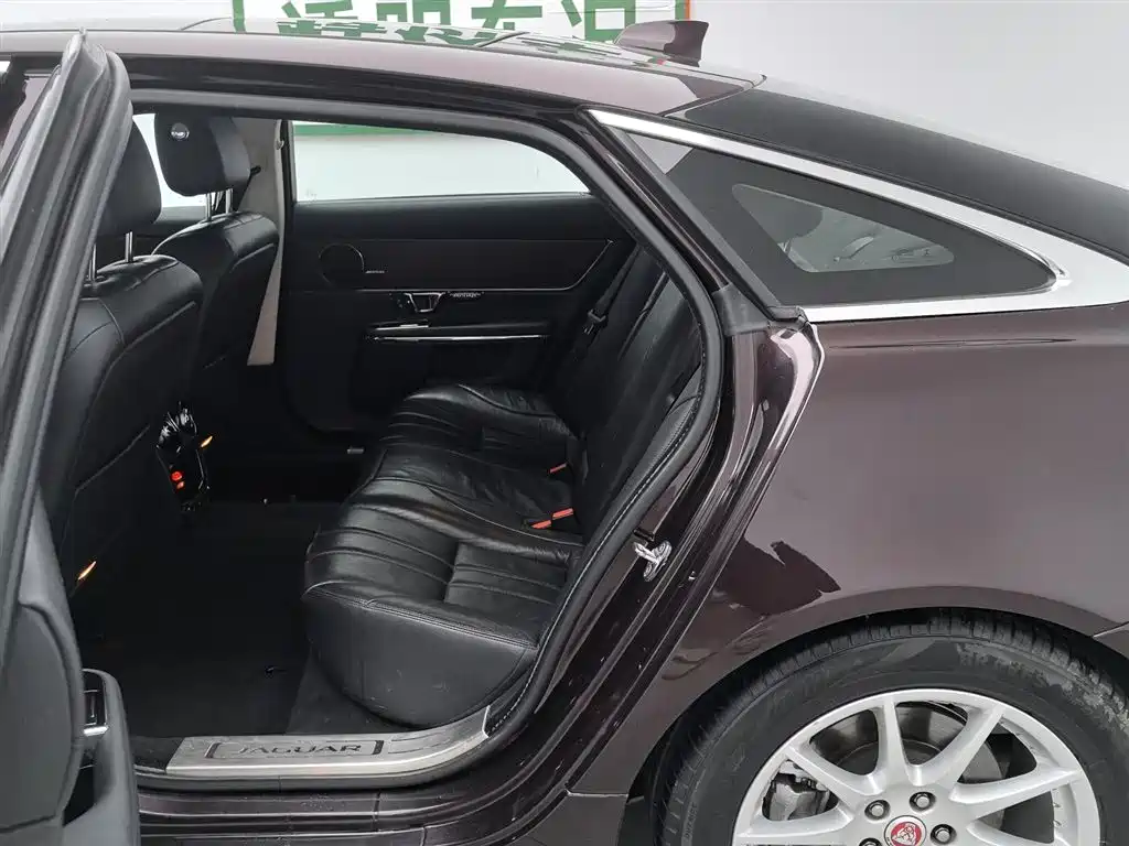 Jaguar XJ 2016 XJL 2.0T two-wheel drive elegant business version купить на сайте DeffCars