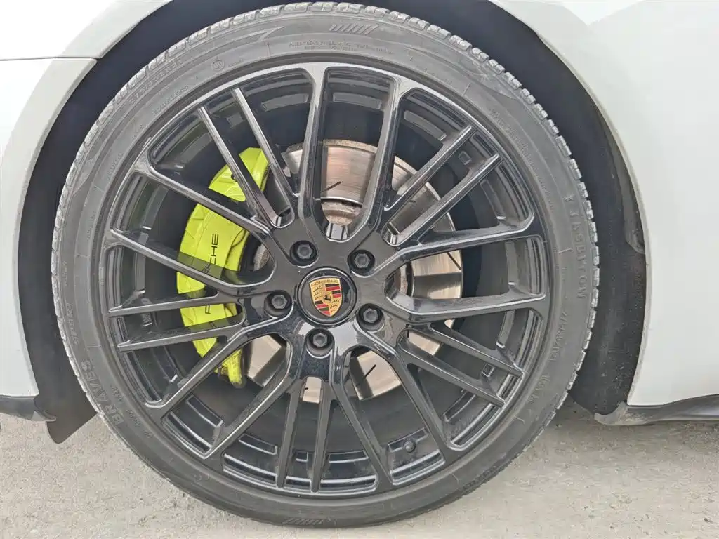 Panamera New Energy 2022 Panamera 4 E-Hybrid Platinum Edition 2.9T купить на сайте DeffCars