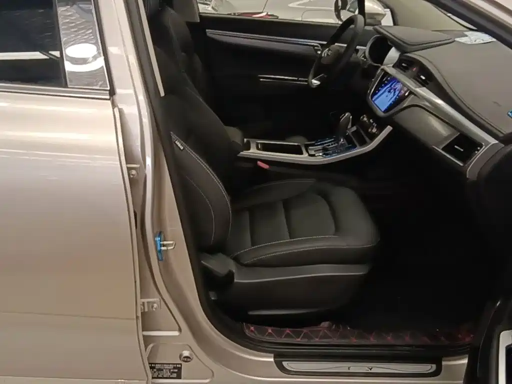 Emgrand GS 2019 1.4T CVT Ya купить на сайте DeffCars
