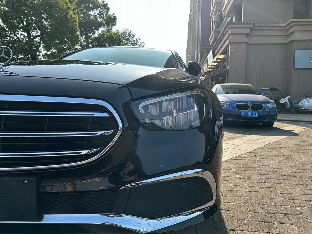 Mercedes-Benz E-Class New Energy 2022 facelift E 350 e L plug-in hybrid sedan купить на сайте DeffCars