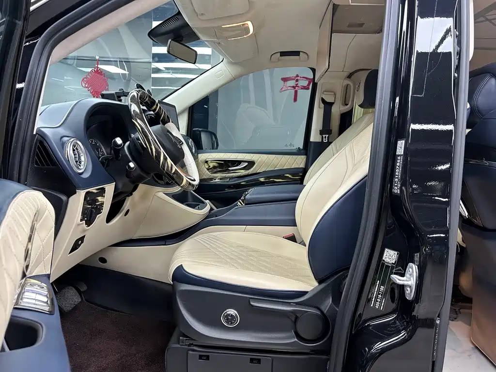 Vito 2021 2.0T Elite Edition 7 seats купить на сайте DeffCars