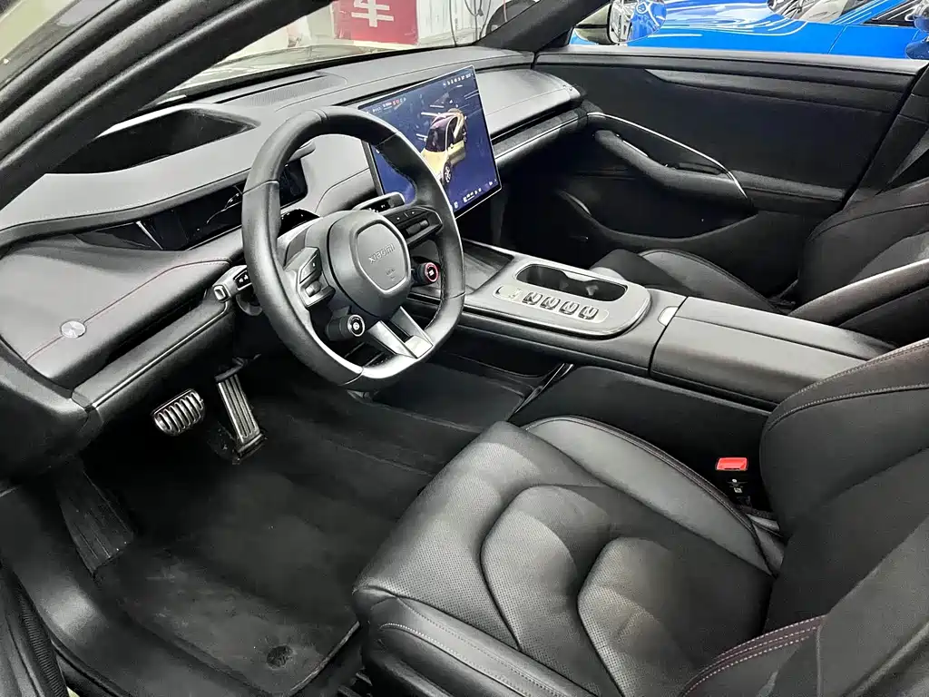 Xiaomi SU7 2024, four-wheel drive, ultra-long battery life, high-end smart driving Max version купить на сайте DeffCars