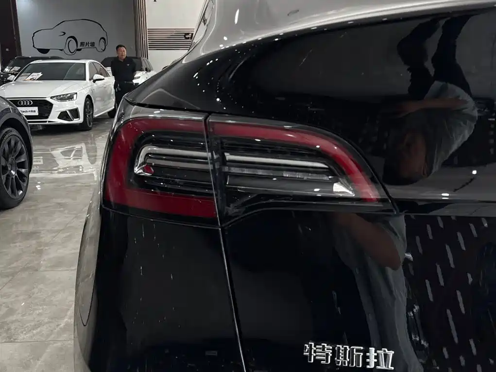 Model Y 2022 rear-wheel drive version купить на сайте DeffCars