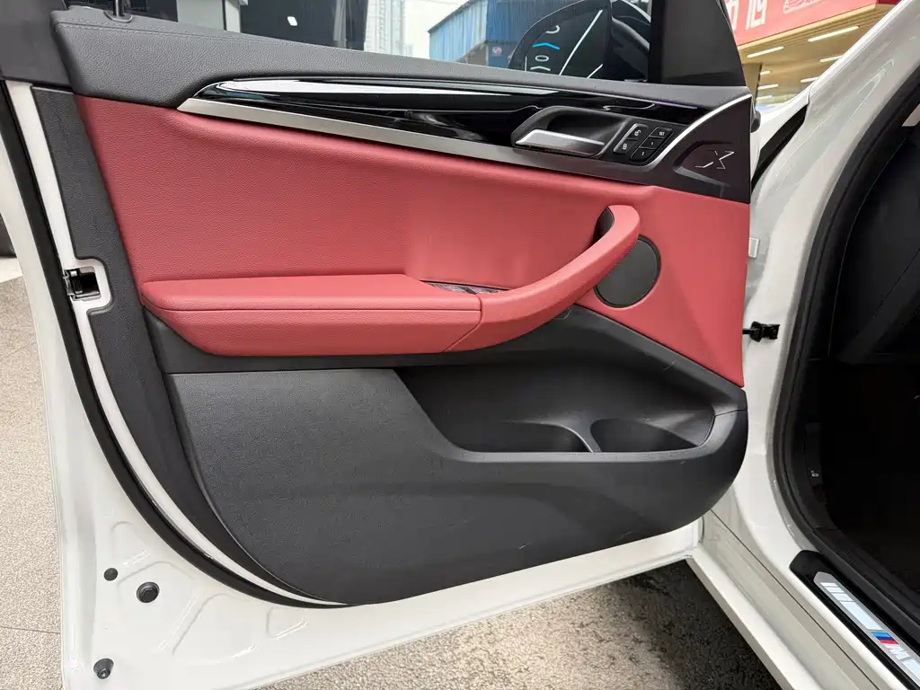 BMW X3 2023 xDrive25i M Sports Package купить на сайте DeffCars