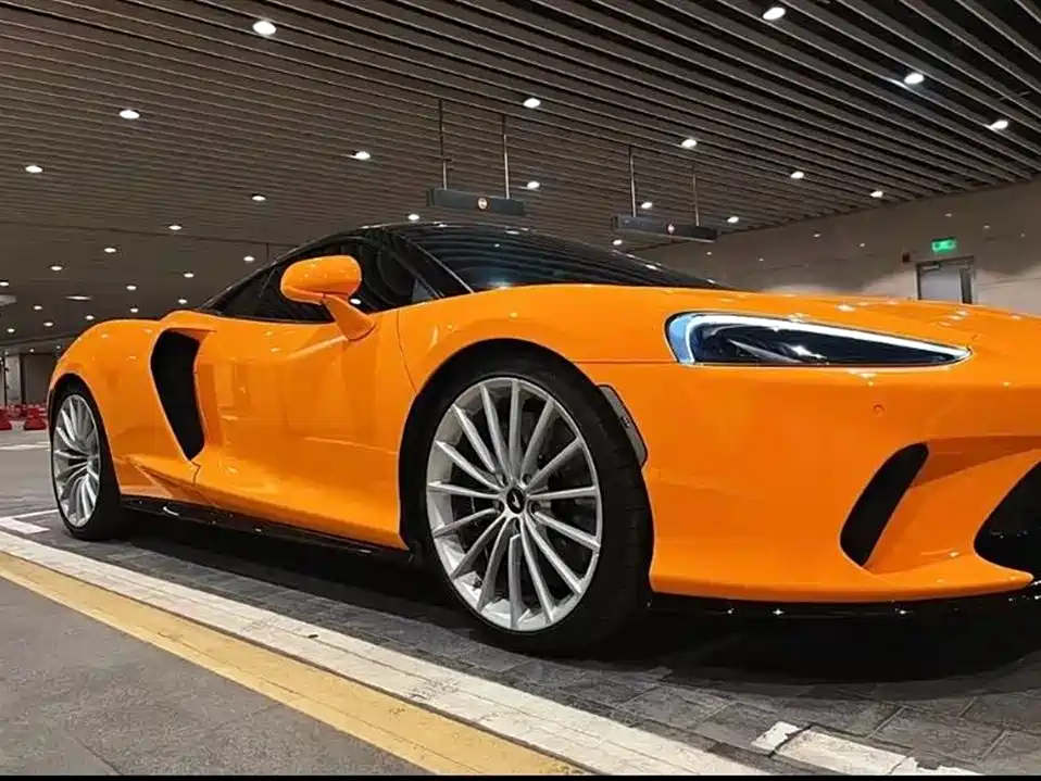 McLaren GT 2022 4.0T standard model купить на сайте DeffCars