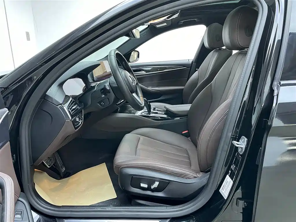 BMW 5 Series 2019 facelift 525Li M Sports Package купить на сайте DeffCars