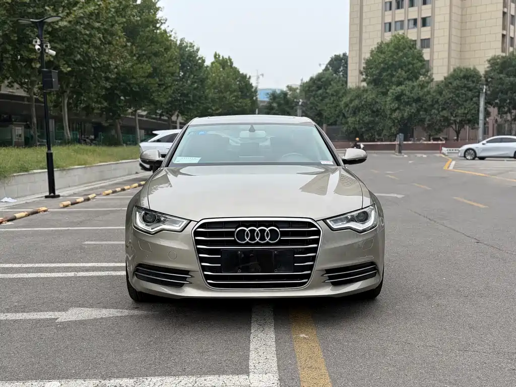 Audi A6L 2014 30 FSI Comfort купить на сайте DeffCars