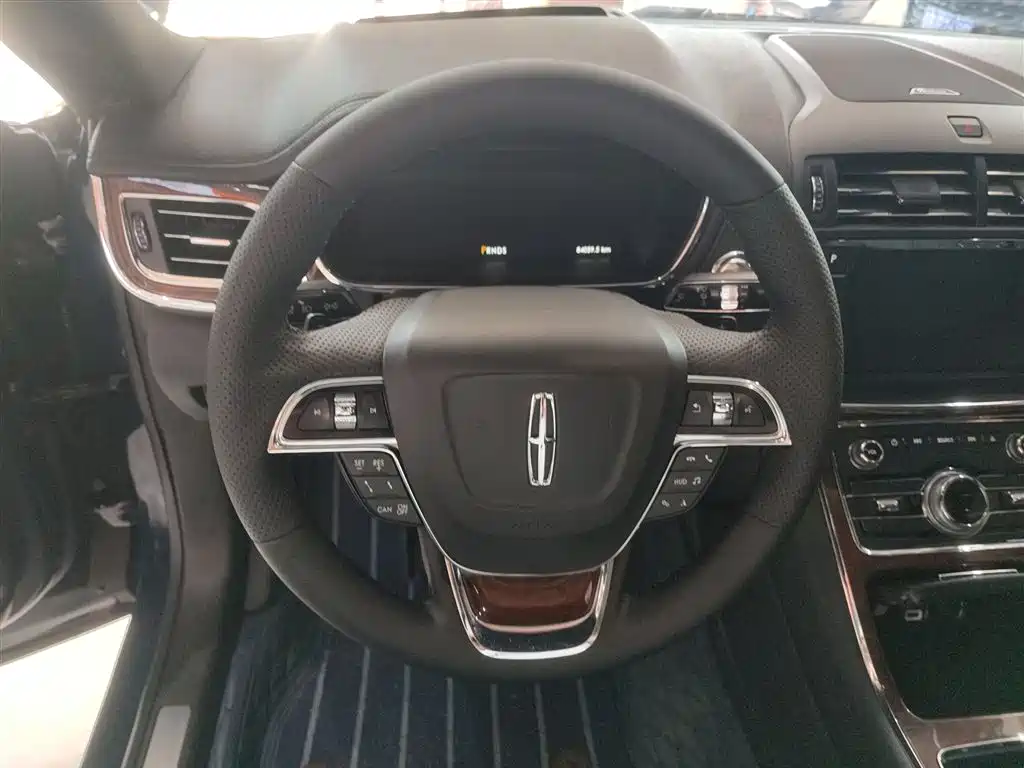 Lincoln Continental 2019 2.0T Two-wheel drive Premium Edition National VI купить на сайте DeffCars