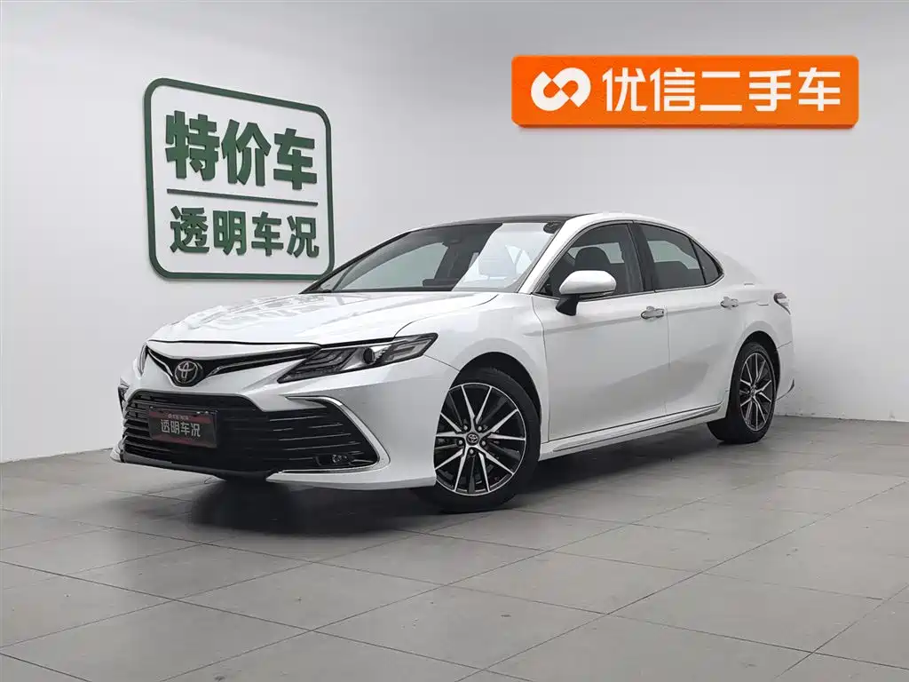 Camry 2023 2.5G Deluxe Edition купить на сайте DeffCars
