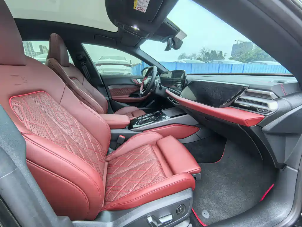 Audi A5L 2026 2.0T sports version quattro купить на сайте DeffCars