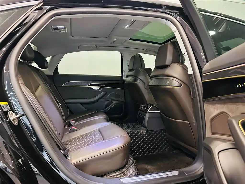 Audi A8 2021 A8L 50 TFSI quattro comfort type купить на сайте DeffCars