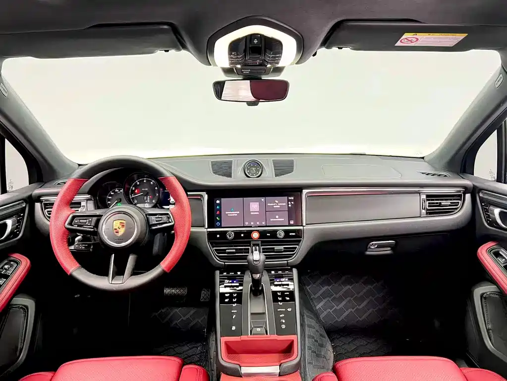 Macan 2025 Macan 2.0T Dream Edition купить на сайте DeffCars