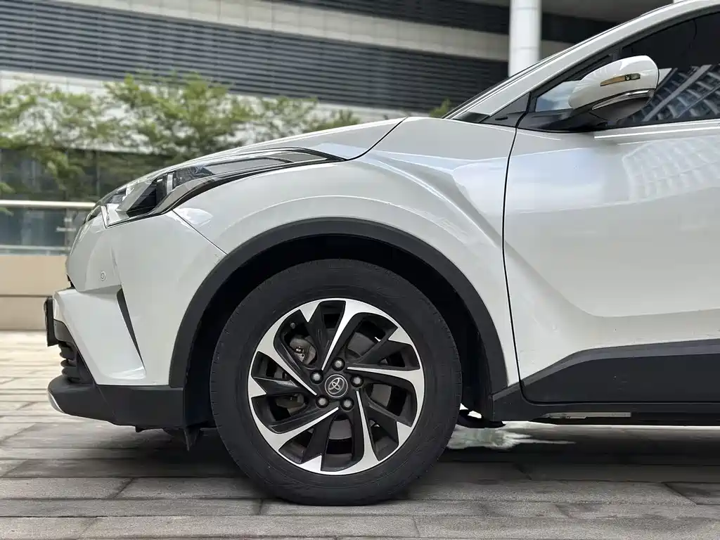 Yize IZOA 2020 2.0L Yixiang CARE купить на сайте DeffCars