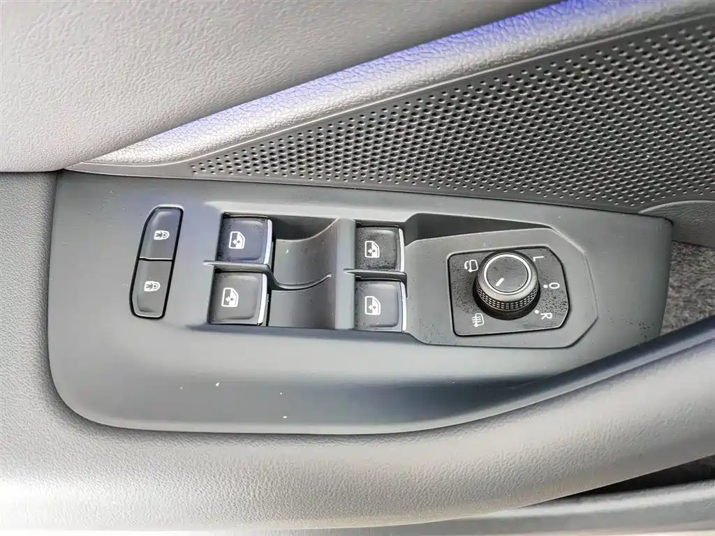 Magotan 2026 300TSI exclusive edition conspicuous package купить на сайте DeffCars