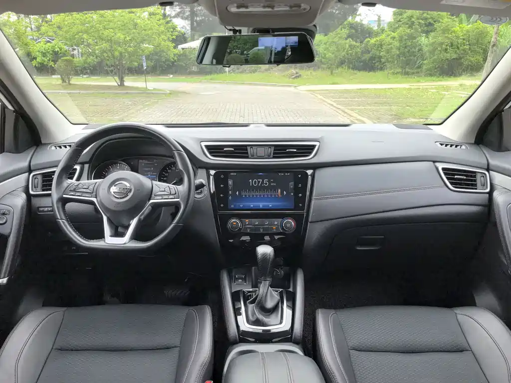 Qashqai 2019 2.0L CVT Deluxe Edition купить на сайте DeffCars