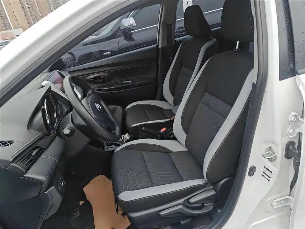 YARiS L Zhixuan 2020 1.5L CVT leading version купить на сайте DeffCars