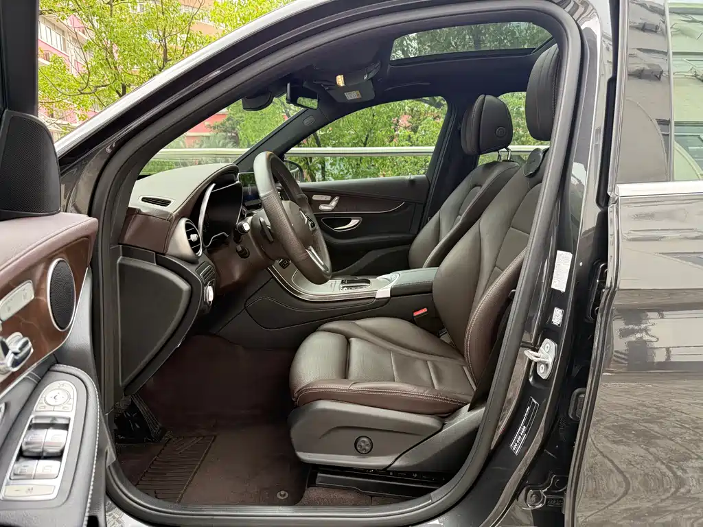 Mercedes-Benz GLC 2020 facelift GLC 300 L 4MATIC dynamic купить на сайте DeffCars