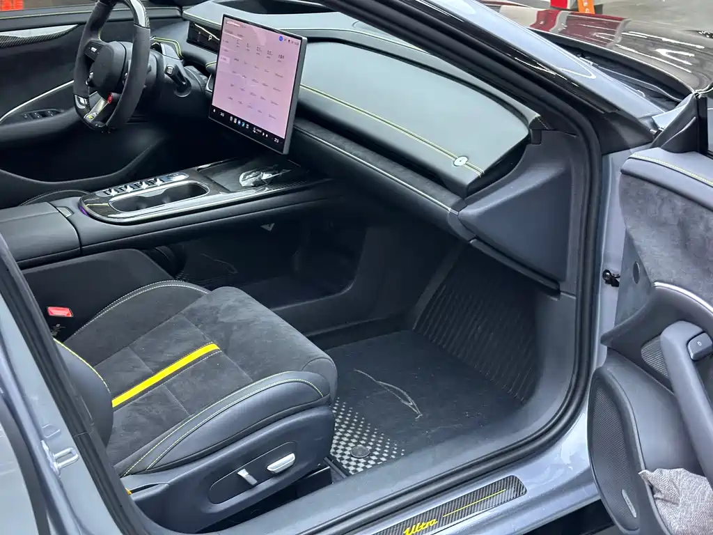 Xiaomi SU7 Ultra 2025 Ultra купить на сайте DeffCars
