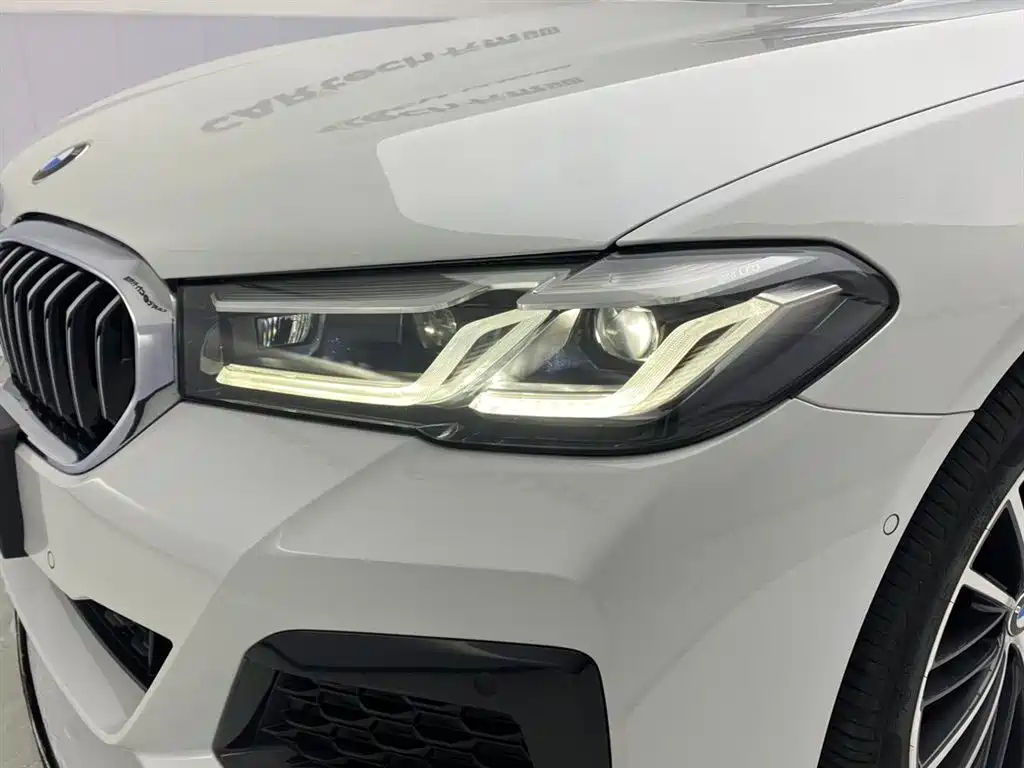 BMW 5 Series 2022 facelift 530Li leading M sports package купить на сайте DeffCars