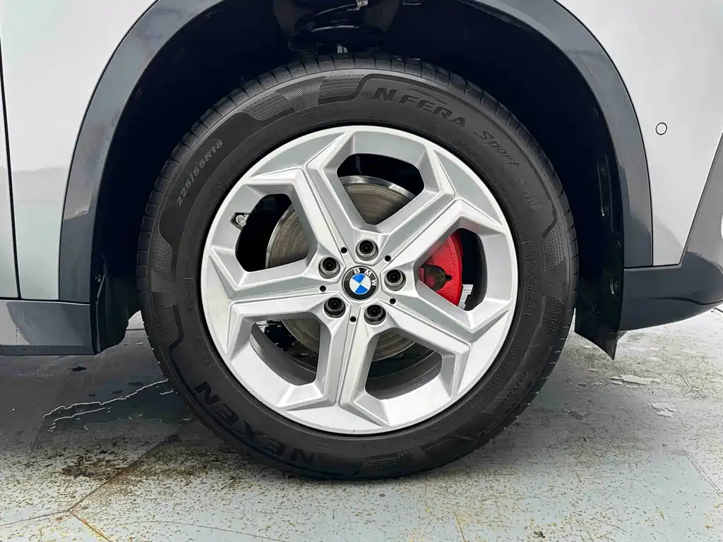 BMW X1 2023 sDrive20Li X Design Package купить на сайте DeffCars