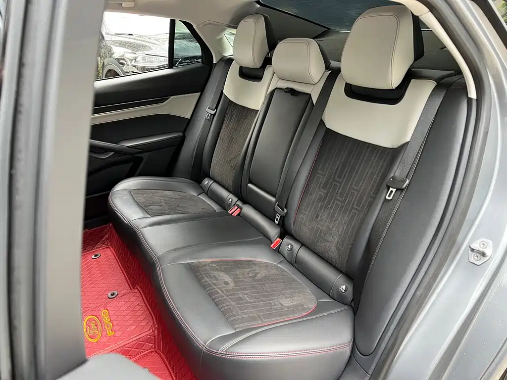 Mondeo 2022 EcoBoost 245 Luxury купить на сайте DeffCars