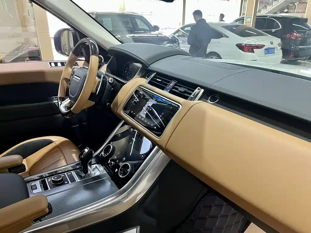 Range Rover Sport 2021 3.0 L6 Black Edition купить на сайте DeffCars