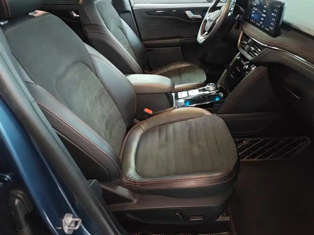 Ruiji 2020 EcoBoost 245 four-wheel drive luxury model ST-LINE купить на сайте DeffCars
