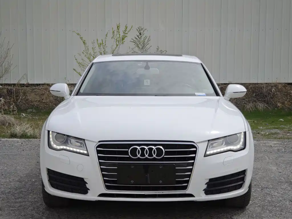 Audi A7 2013 30 FSI Standard купить на сайте DeffCars
