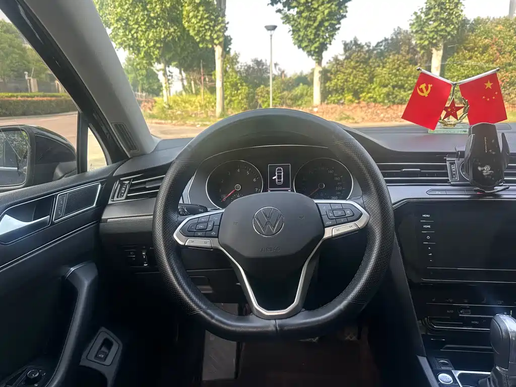 Magotan 2020 330TSI DSG leading model купить на сайте DeffCars
