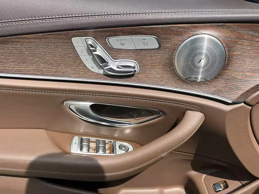 Mercedes-Benz E-Class 2022 E 300 L Luxury Model купить на сайте DeffCars