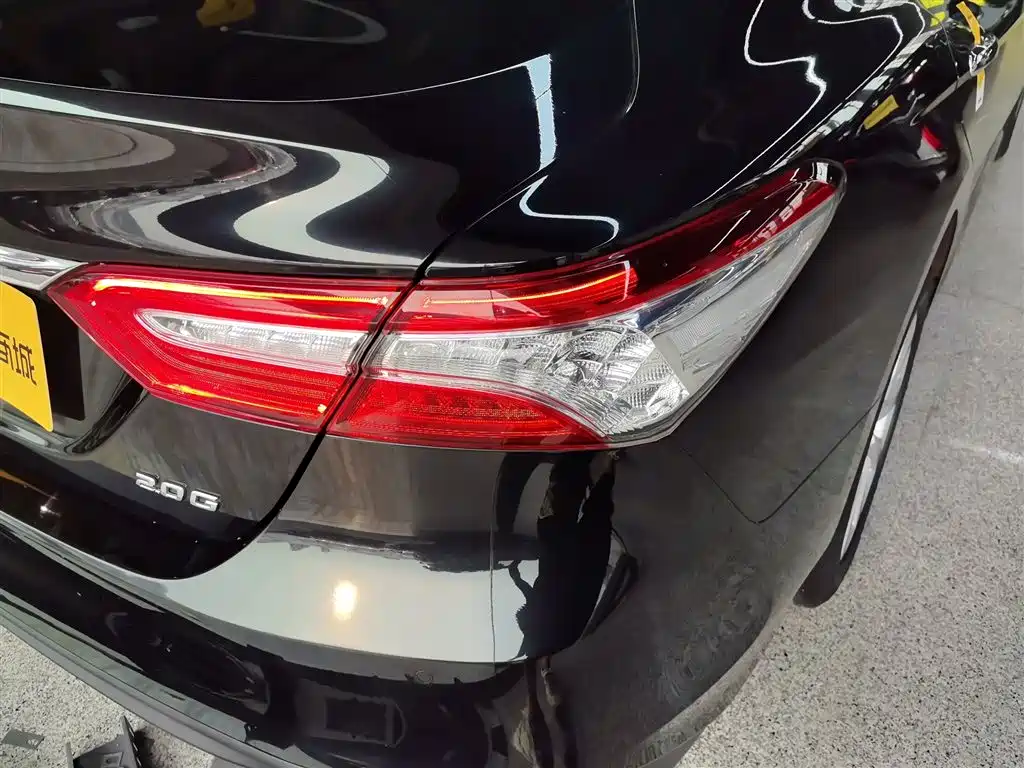 Camry 2018 2.0G Deluxe Edition купить на сайте DeffCars