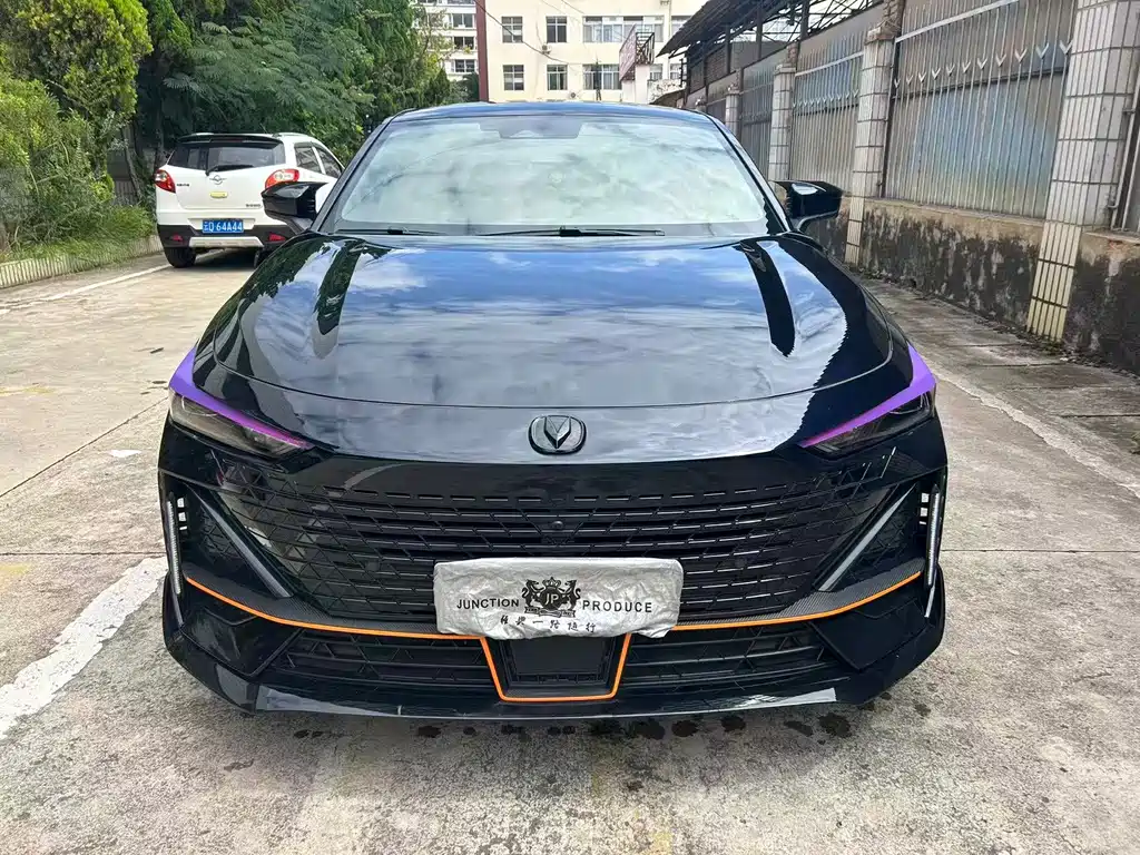 Changan UNI-V 2023 1.5T sports version купить на сайте DeffCars