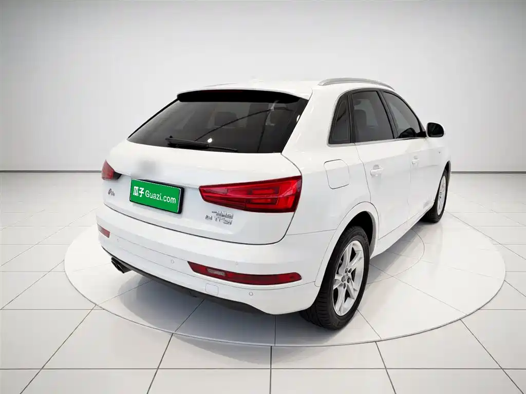 Audi Q3 2018 30th Anniversary Model 30 TFSI Fashion Model купить на сайте DeffCars