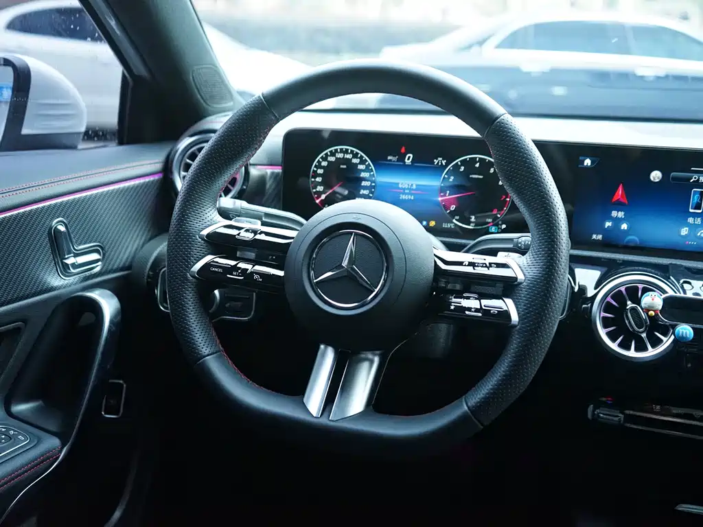 Mercedes-Benz A-Class 2024 A 200 L Fashion купить на сайте DeffCars