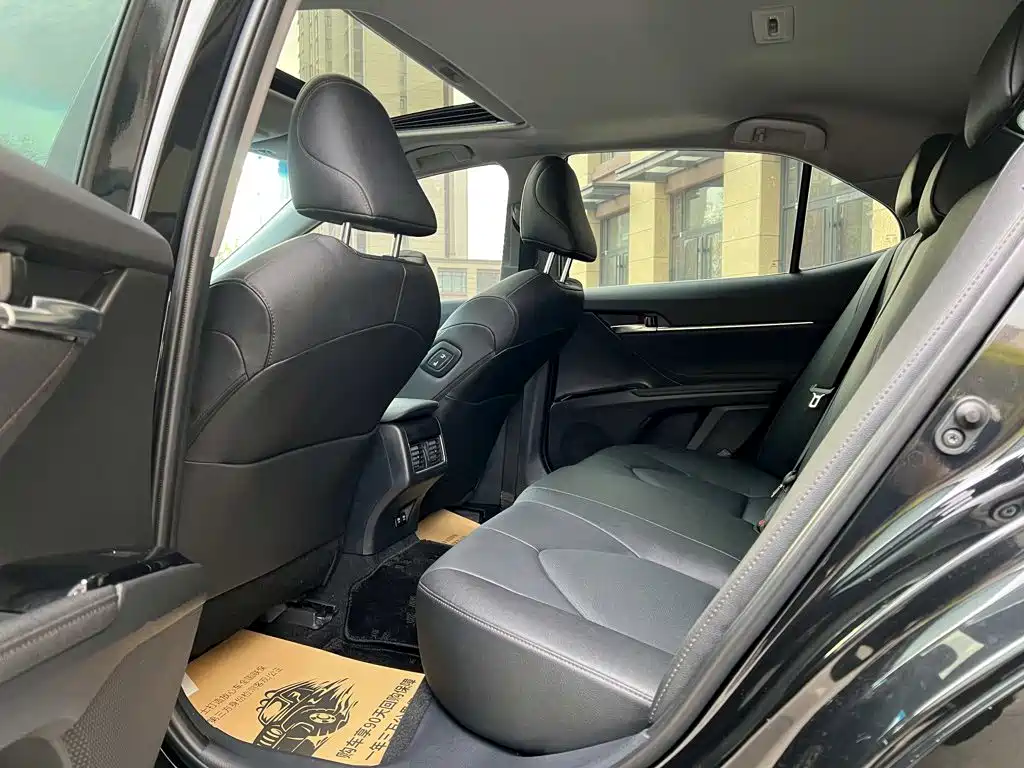 Camry 2021 2.0G Deluxe Edition купить на сайте DeffCars