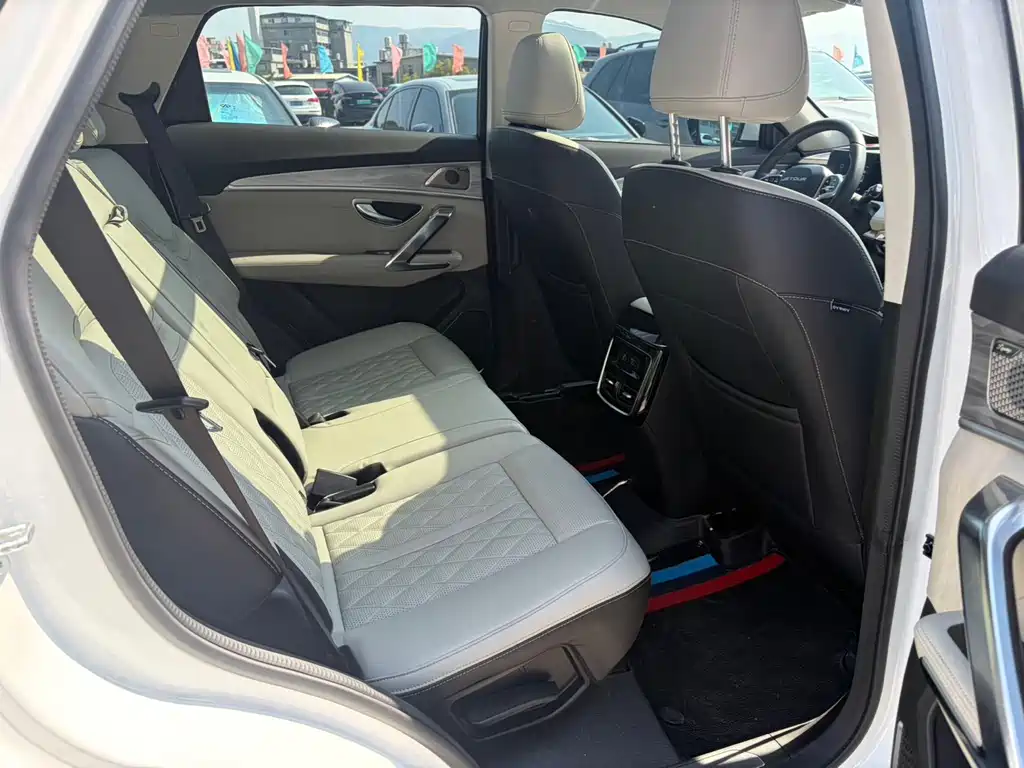 Jietu X70 PLUS 2023 2.0T DCT Powerful MAX 5-seater купить на сайте DeffCars