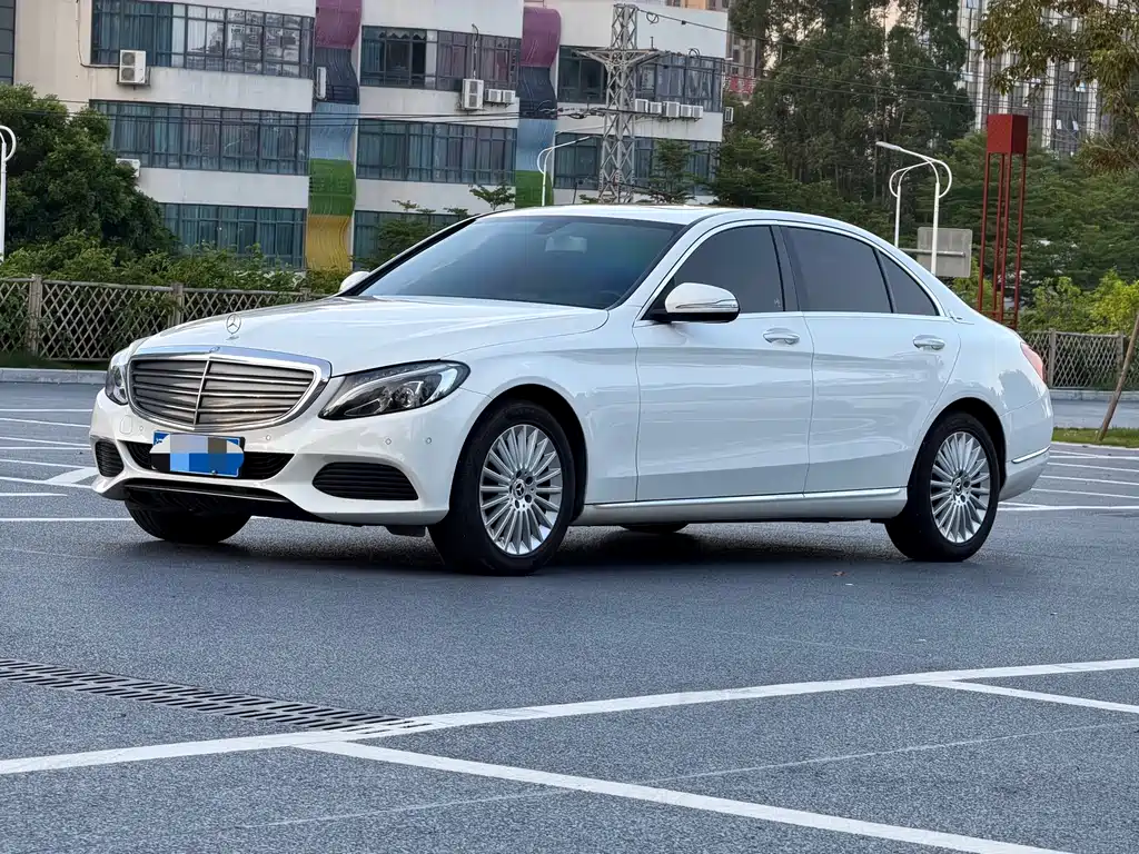 Mercedes-Benz C-Class 2016 C 180 L купить на сайте DeffCars