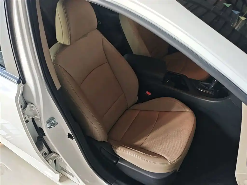 Kia K5 2015 2.0L automatic GL купить на сайте DeffCars