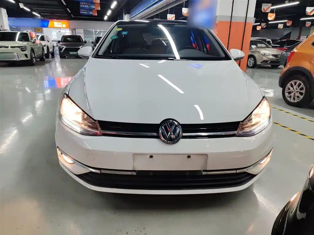 Golf 2018 1.6L automatic comfort type купить на сайте DeffCars