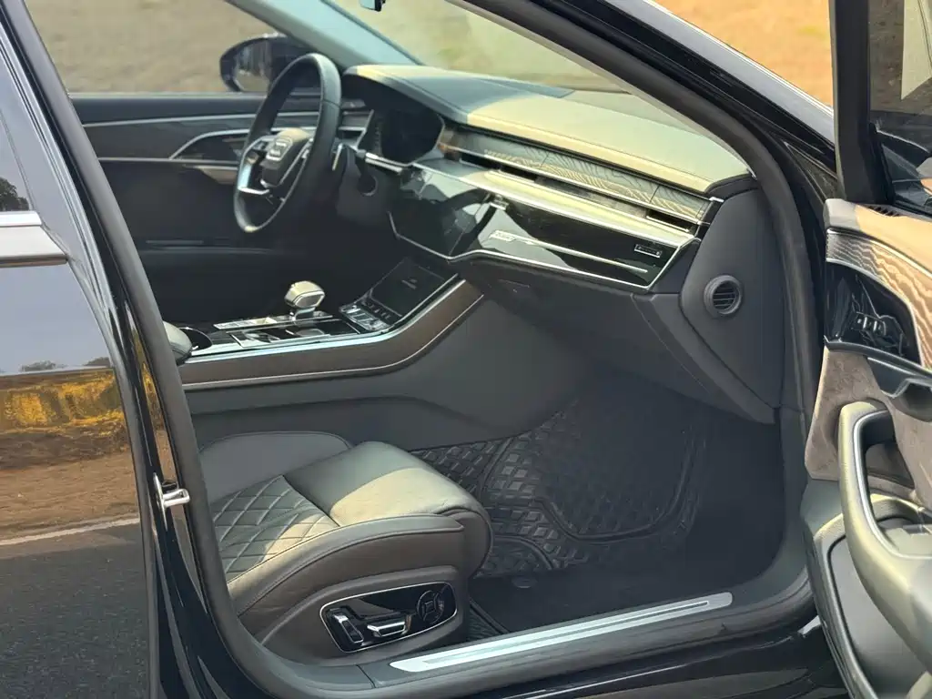 Audi A8 2022 A8L 50 TFSI quattro Comfort Collection Edition купить на сайте DeffCars
