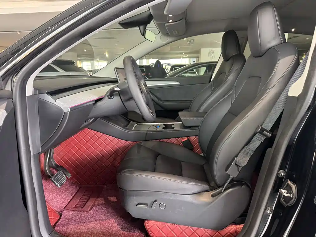 Model Y 2023 rear-wheel drive version купить на сайте DeffCars