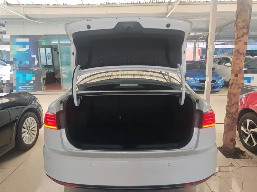 Bora 2021 1.5L automatic comfort intelligent connected version купить на сайте DeffCars