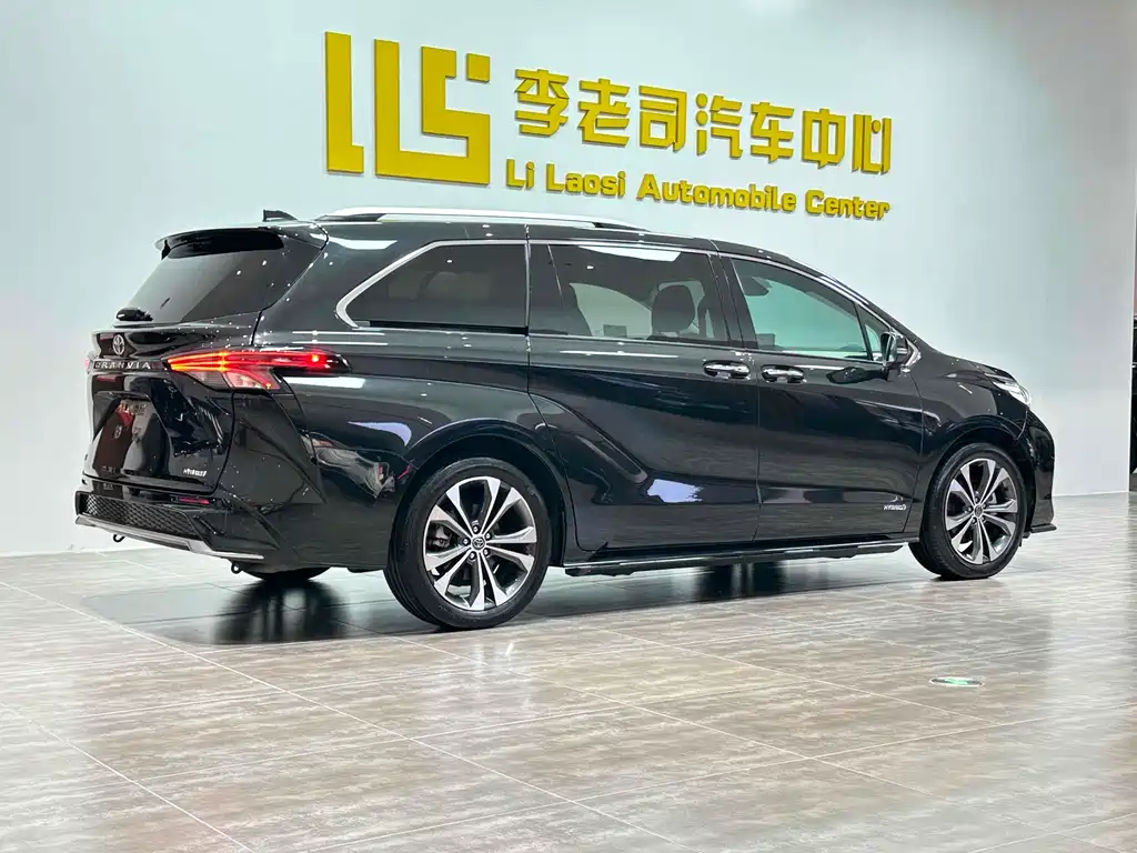 Grevia 2022 2.5L Hybrid Premium Edition купить на сайте DeffCars