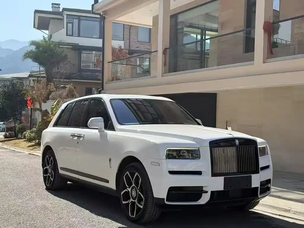 Cullinan 2018款 四座版 купить на сайте DeffCars